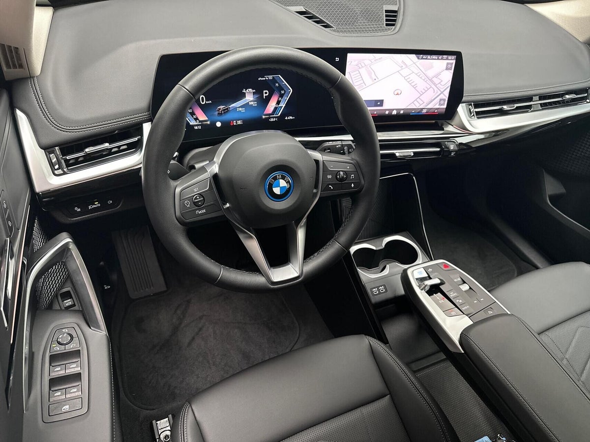 BMW iX1 eDrive20 X-Line billede 3