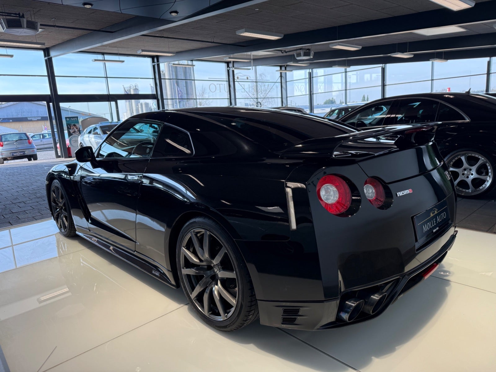 Billede af Nissan GT-R 3,8 V6 Black Edition aut.