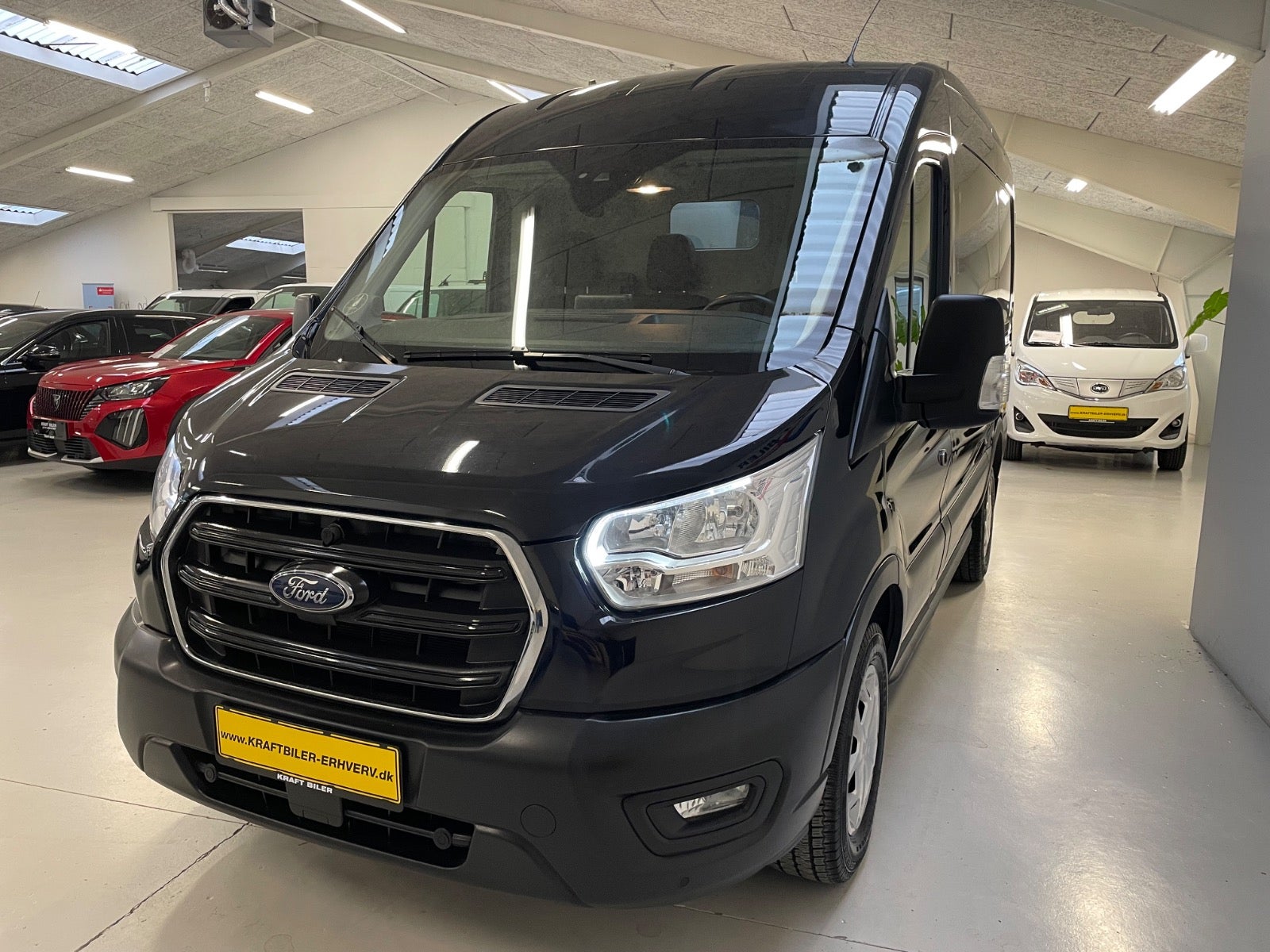 Billede af Ford Transit 350 L2 Van 2,0 EcoBlue Trend aut. H2 FWD