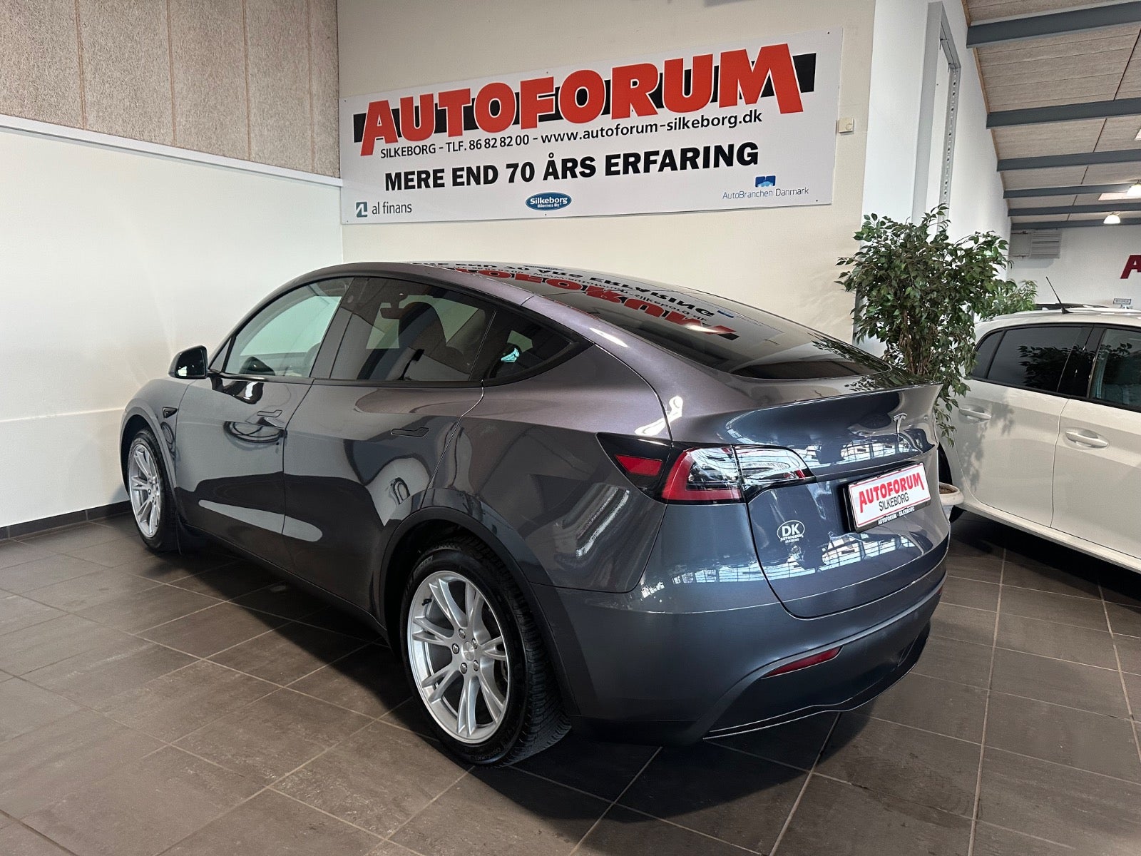 Tesla Model Y, Billede 17
