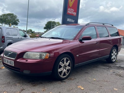 Volvo V70 2,4 D5 185 Momentum 5d