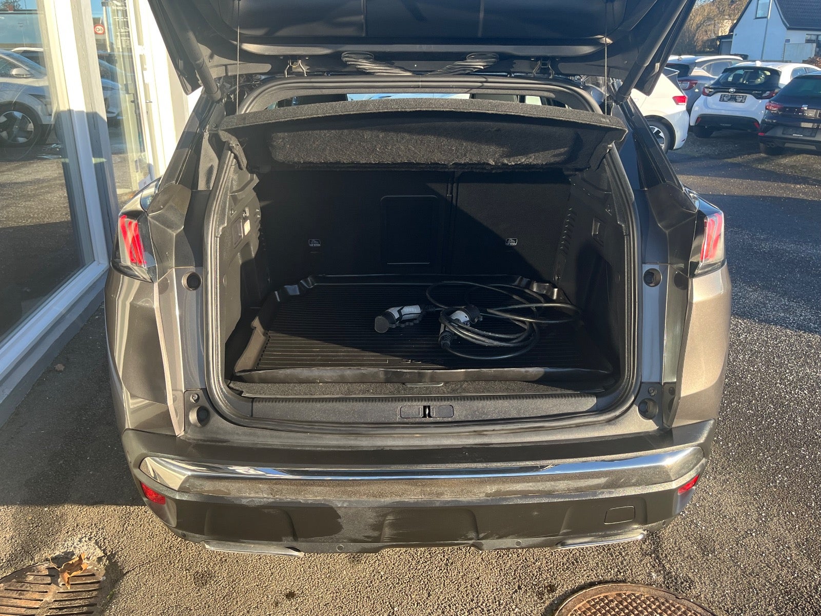 Billede af Peugeot 3008 1,6 Hybrid First GT EAT8