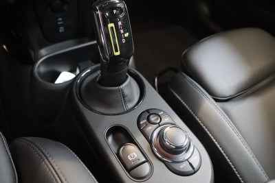 MINI Cooper SE Classic Trim