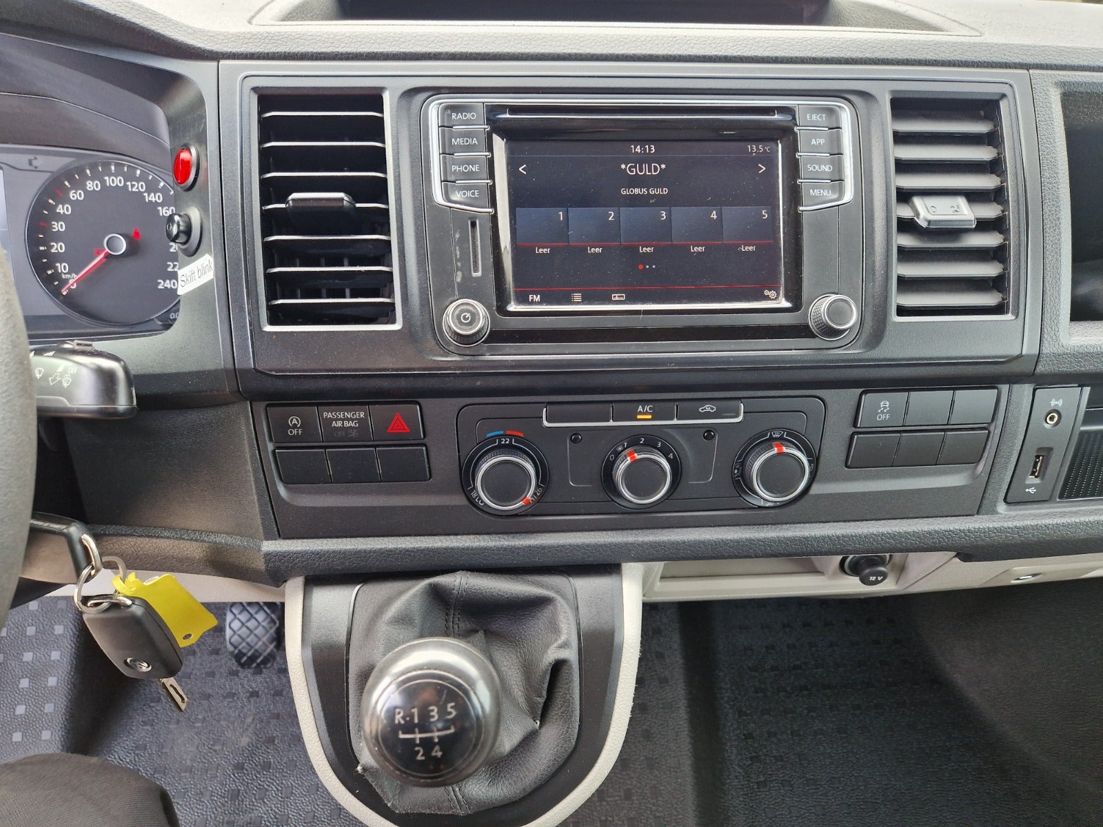 Billede af VW Transporter 2,0 TDi 114 Db.Kab m/lad