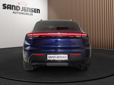 Porsche Macan 4