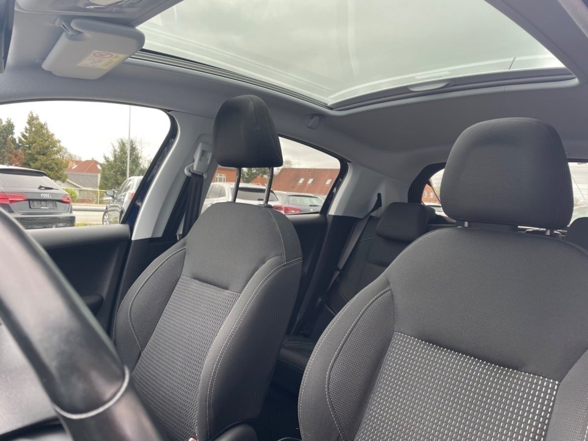Billede af Peugeot 208 1,5 BlueHDi 100 Infinity Sky