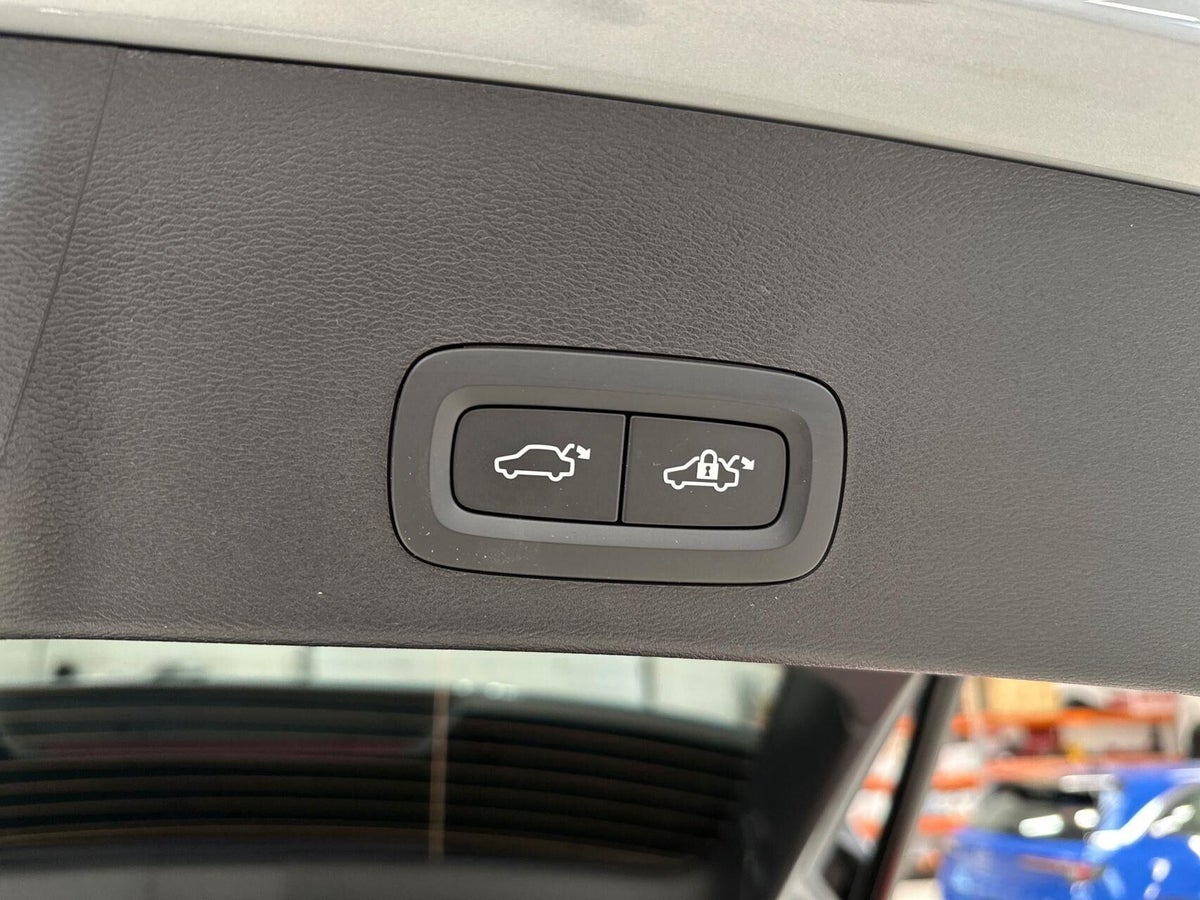 Volvo EX40 Extended Range Core billede 22