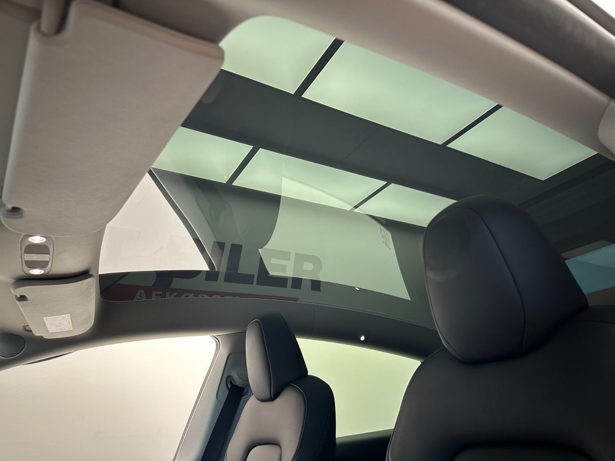 Billede af Tesla Model Y  RWD