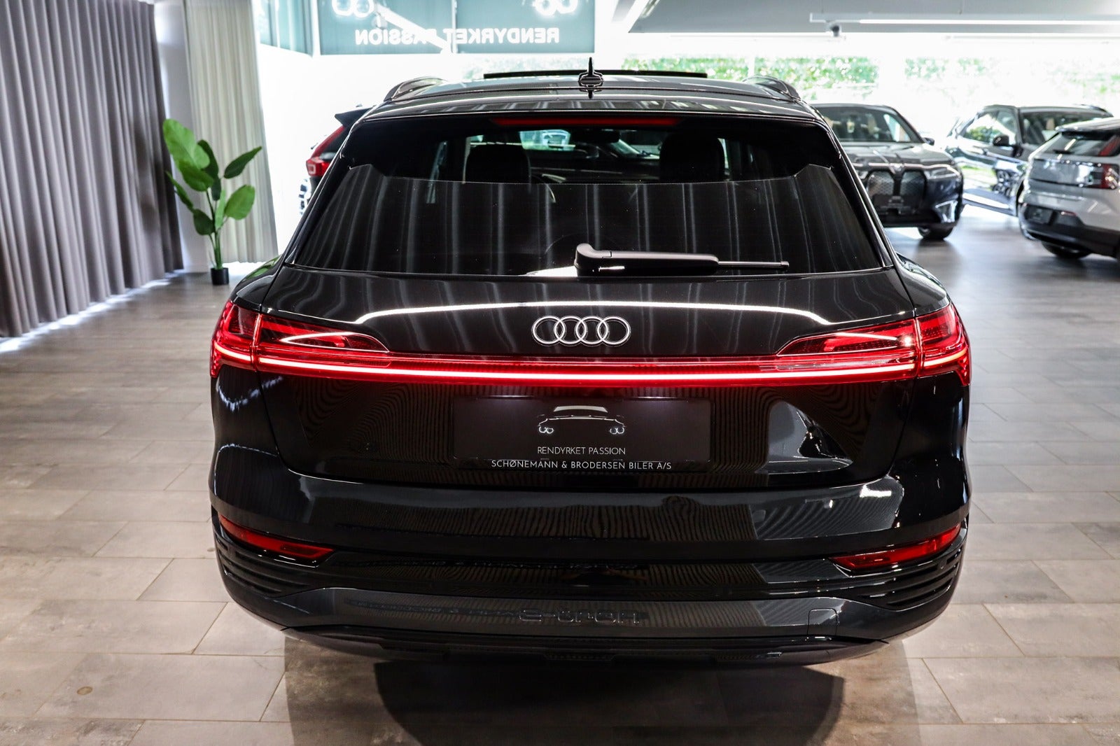 Billede af Audi Q8 e-tron 55 Advanced quattro