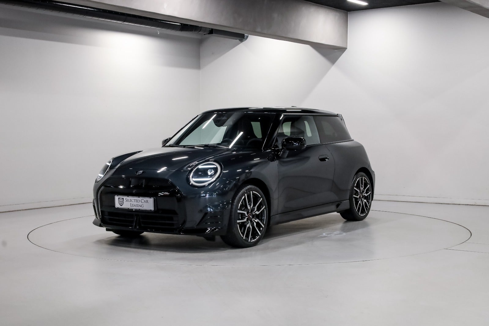 MINI Cooper SE JCW Trim XL