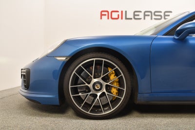 Porsche 911 Turbo S Cabriolet PDK