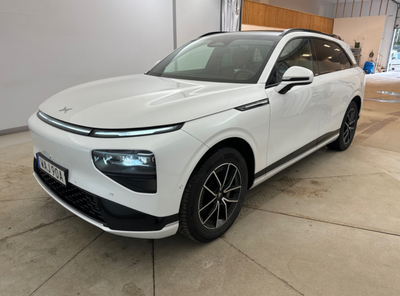 Xpeng G9  Long Range 5d