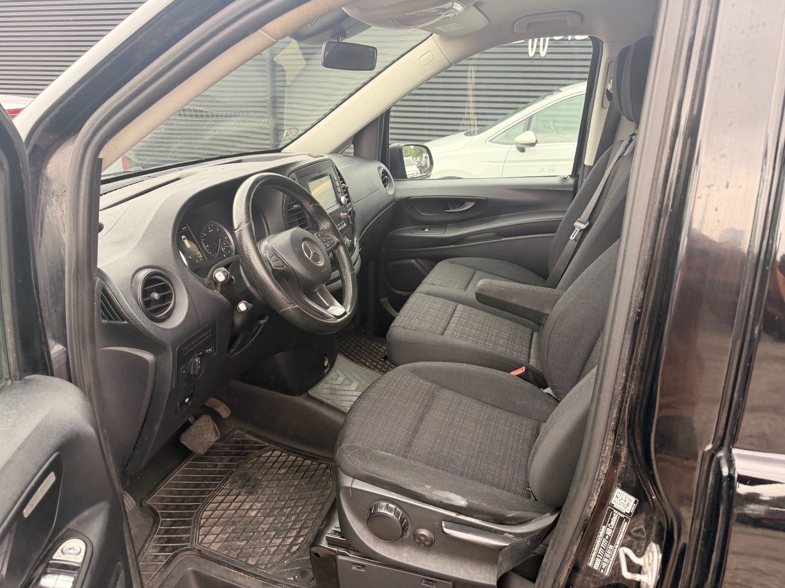 Mercedes Vito 116, Billede 2