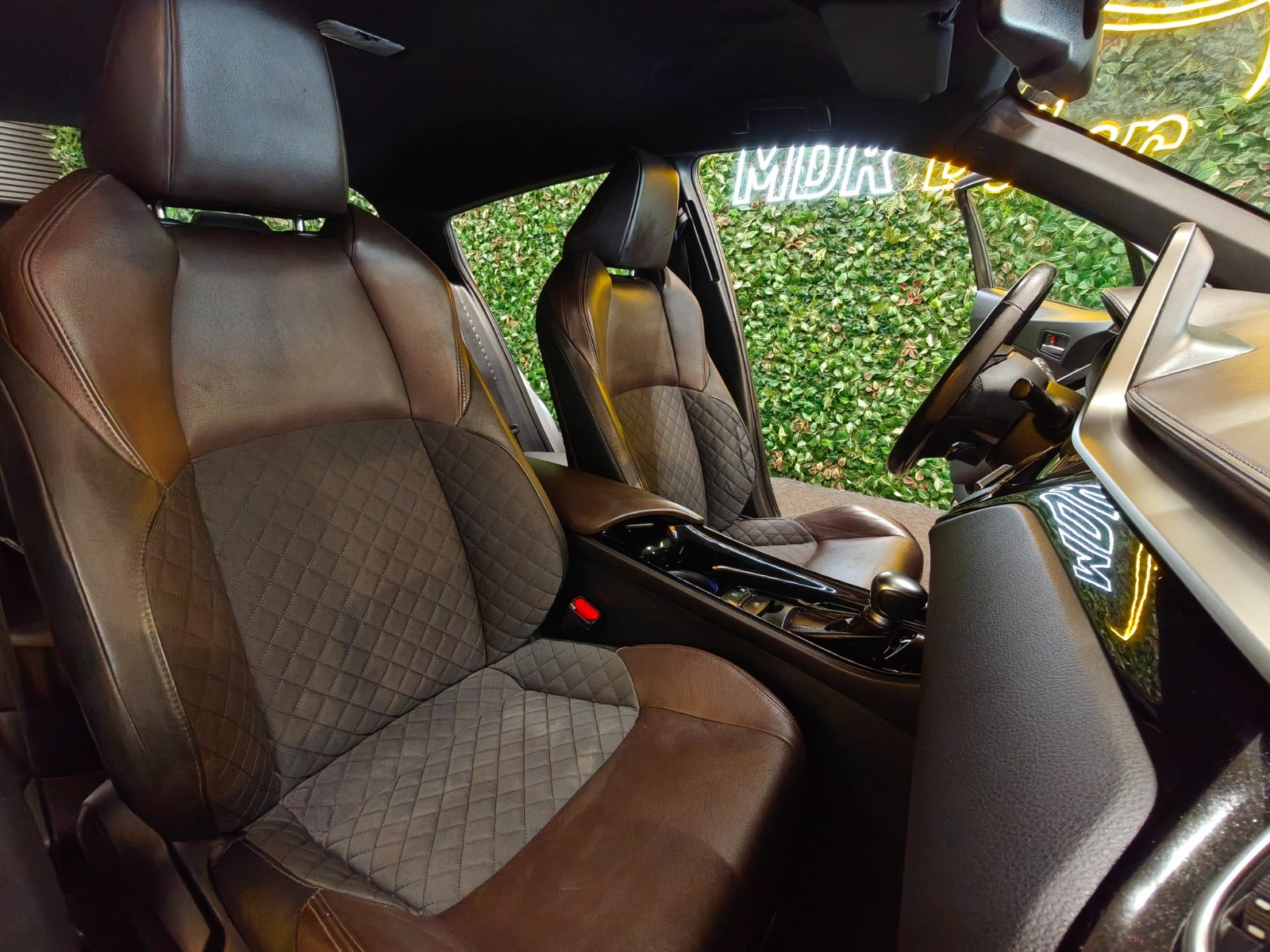 Billede af Toyota C-HR 1,8 Hybrid C-HIC CVT