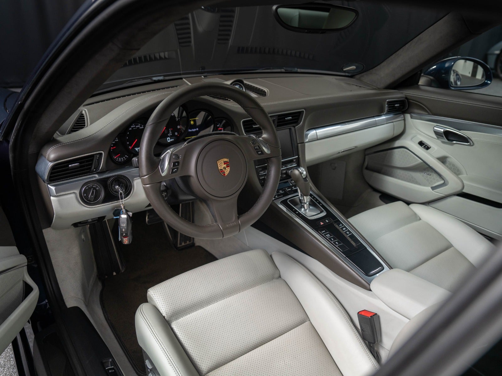 Gallery image 12 of 18