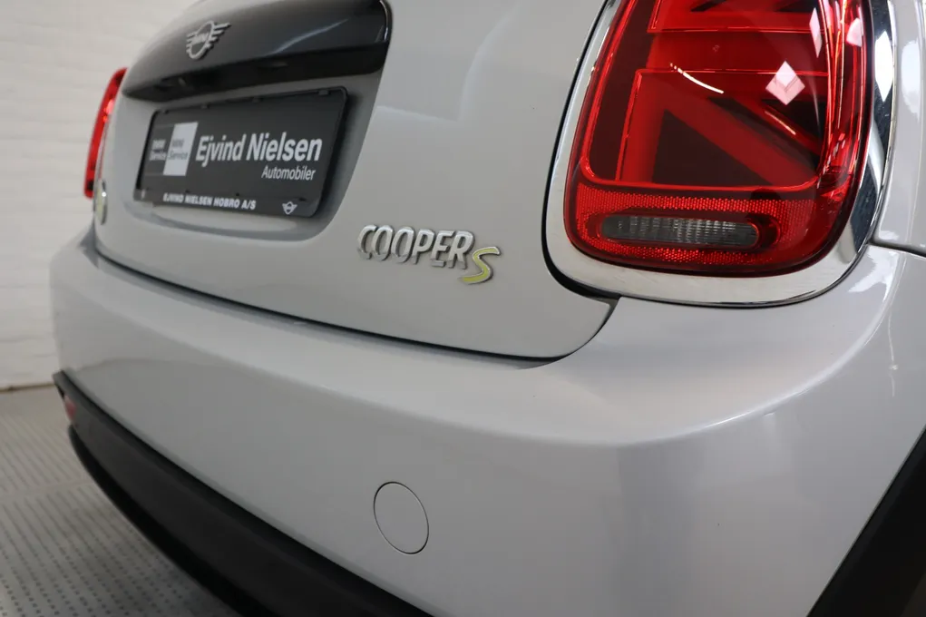 MINI Cooper SE Classic Trim