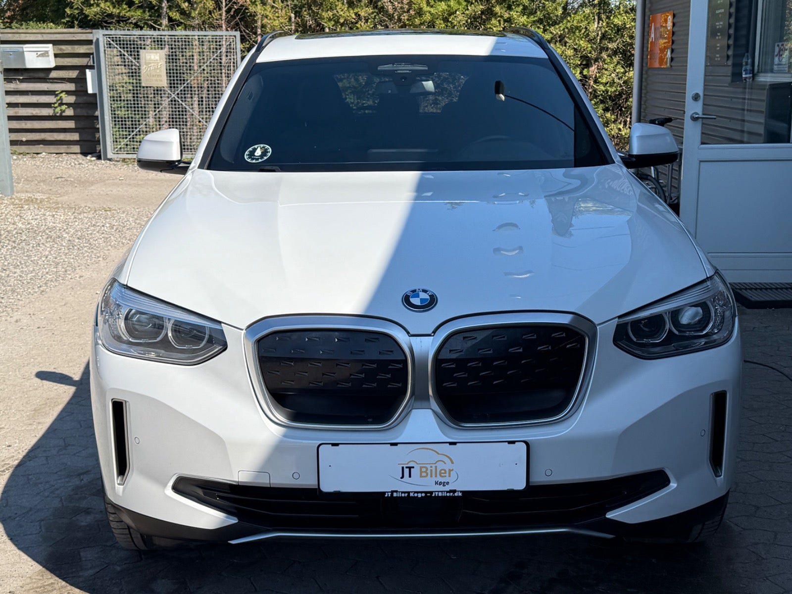 BMW iX3 Charged