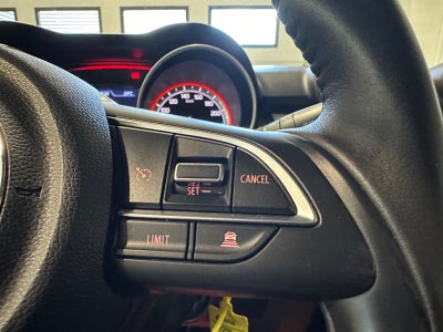 Suzuki Swift mHybrid Action