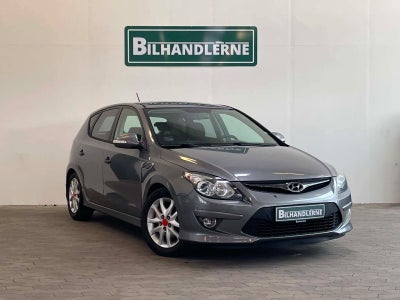 Hyundai i30 1,6 CRDi 90 Classic Eco 5d