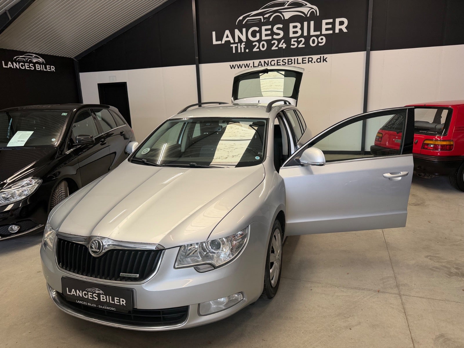Skoda Superb TDi 105 Ambition Combi - billede 2