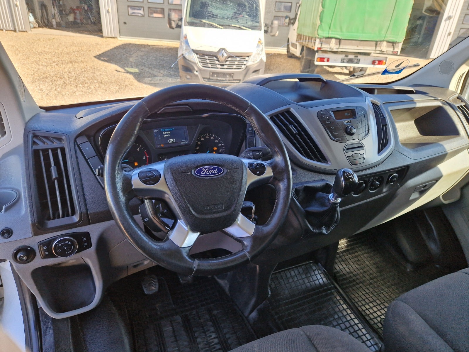 Billede af Ford Transit 350 L2 Chassis 2,0 TDCi 170 Lodvogn RWD