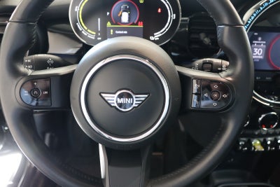 MINI Cooper SE Classic Trim
