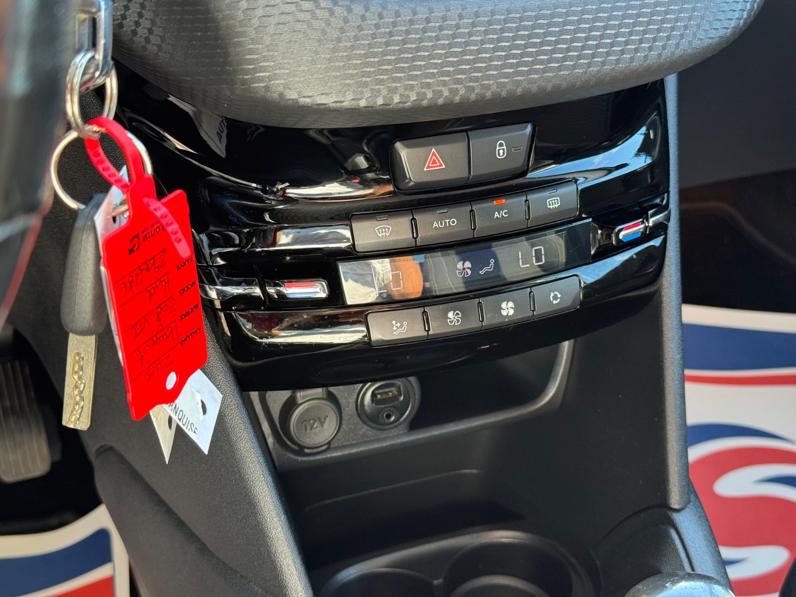 Billede af Peugeot 208 1,2 VTi 82 Allure