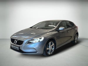 Volvo V40 T2 122 Momentum aut.
