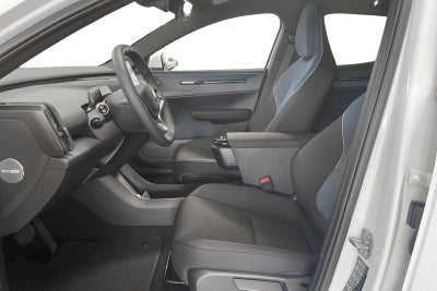 Volvo EX30 Extended Range Core