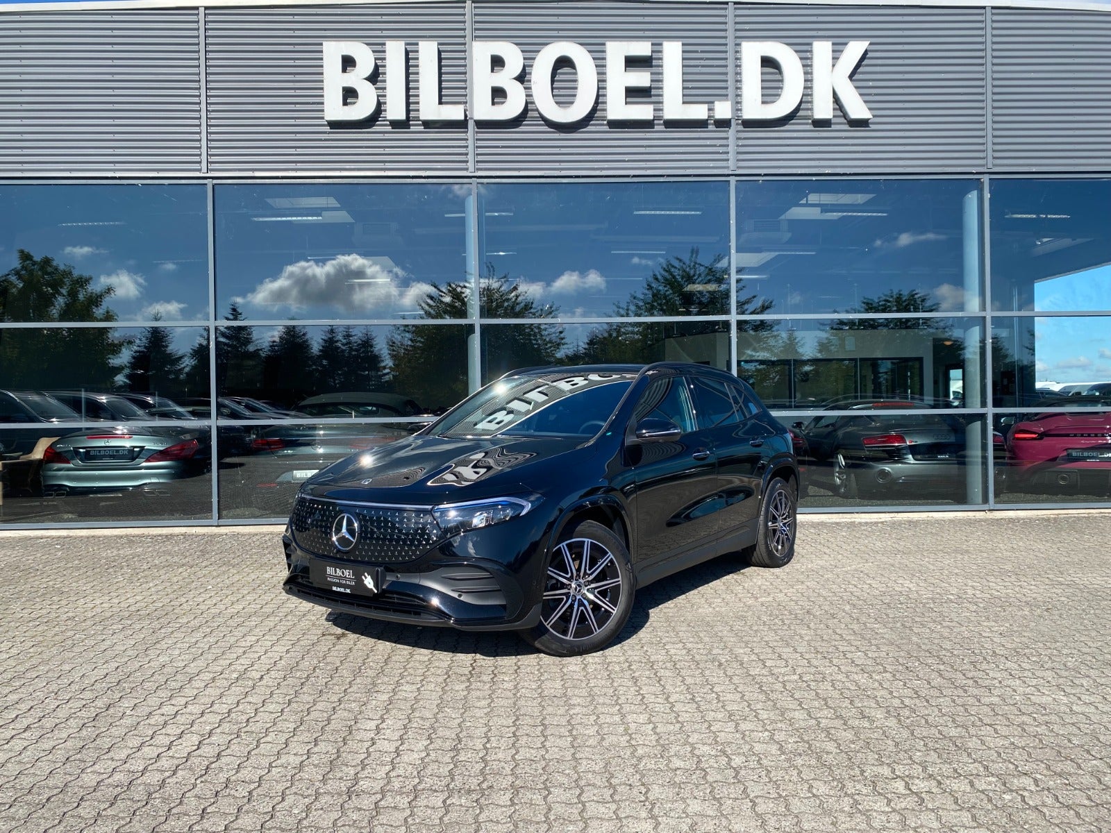 Mercedes EQA300 AMG Line 4Matic