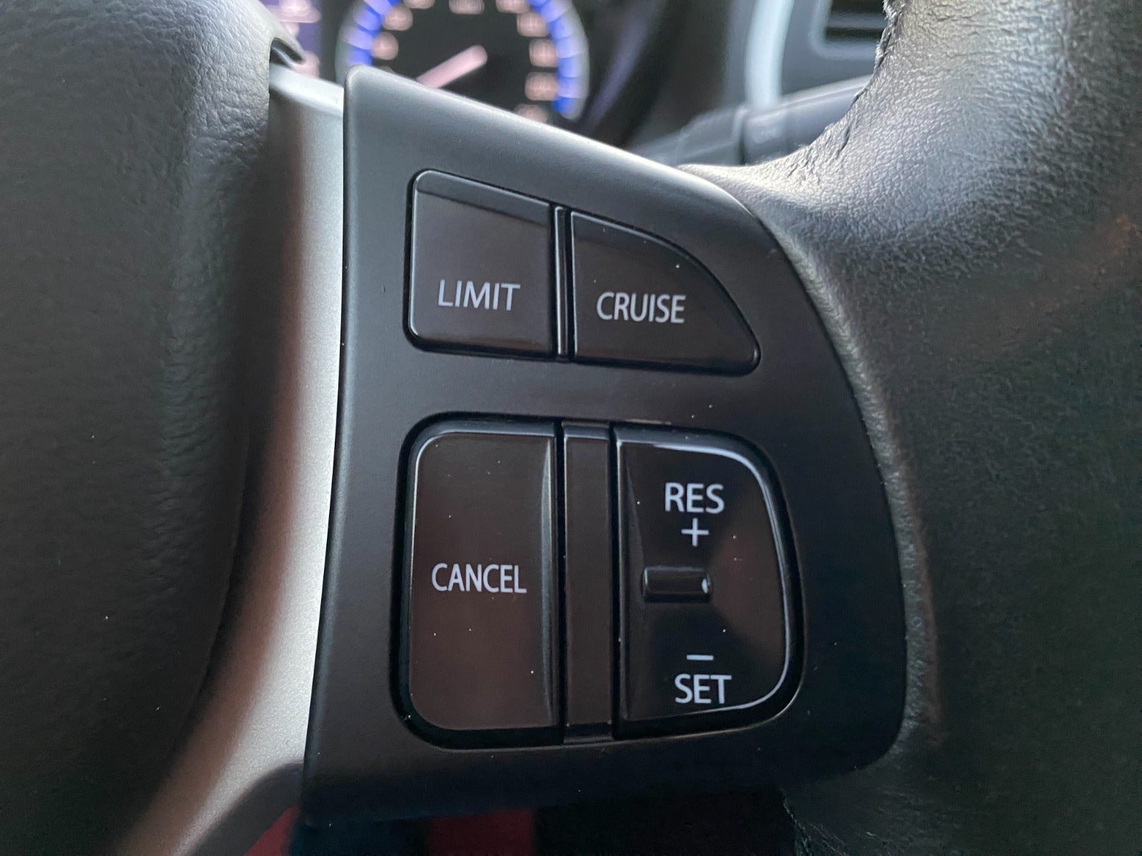 Suzuki S-Cross Active Sun