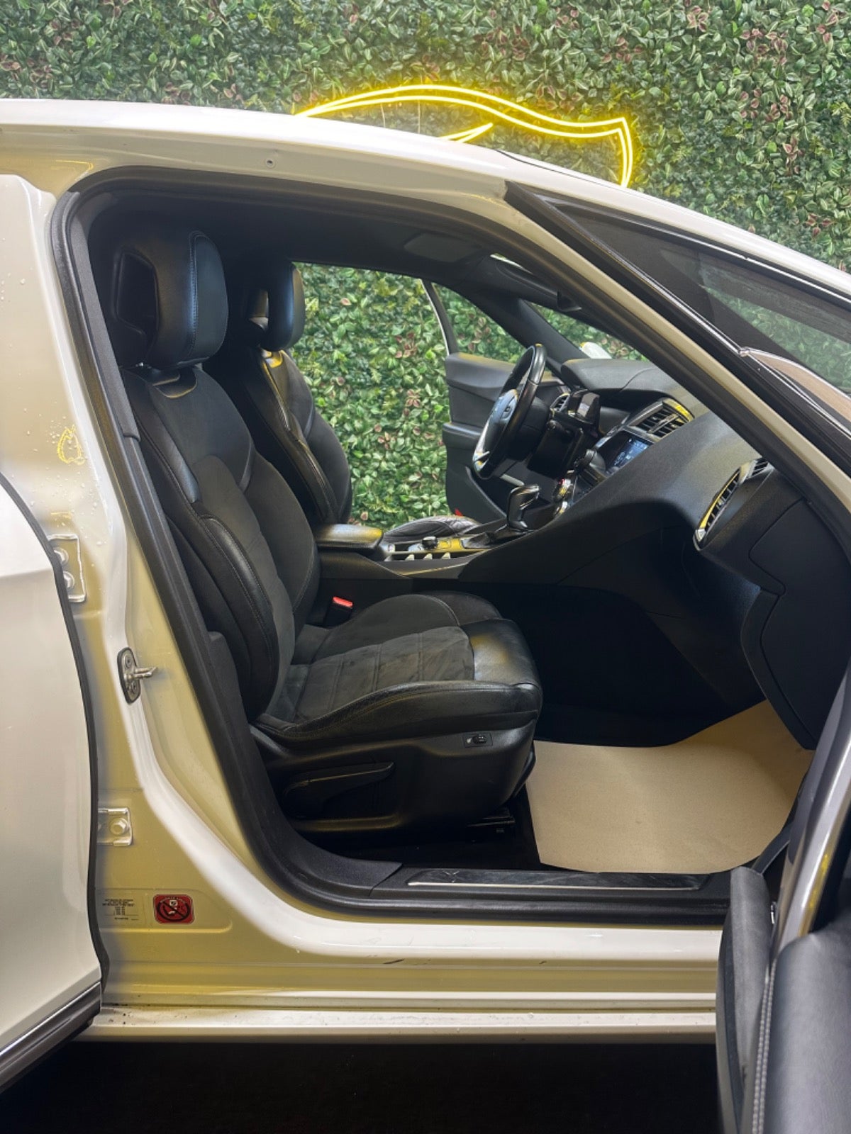 Billede af Citroën DS5 2,0 BlueHDi 180 Design EAT6