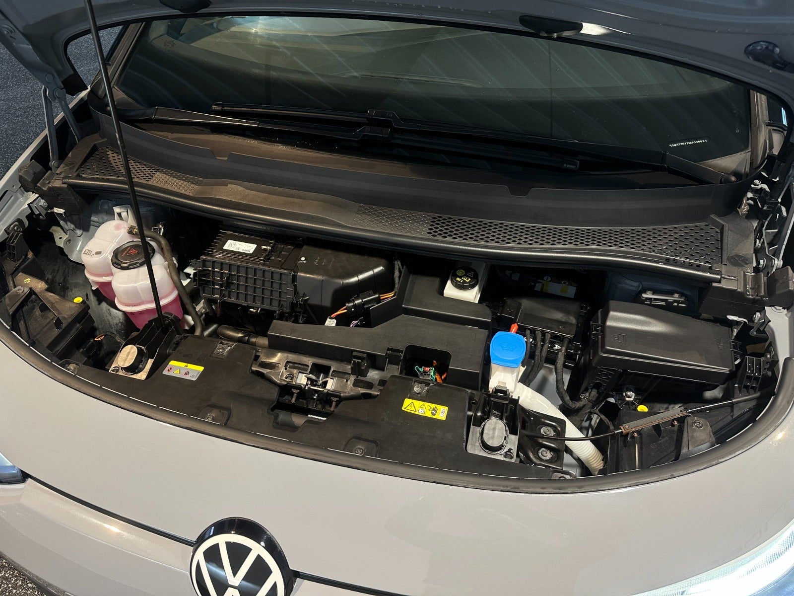 VW ID.3 58 Life 5d - 12