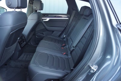 VW Touareg TDi 286 R-line aut. 4Motion Van