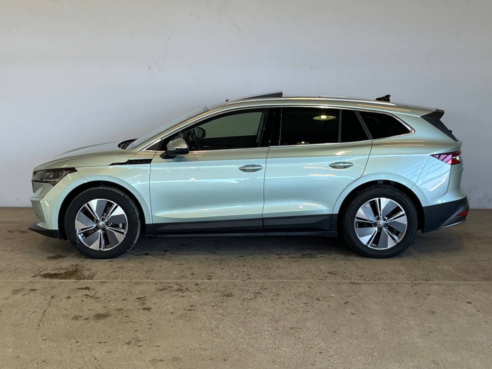 Skoda Enyaq iV Plus Suite