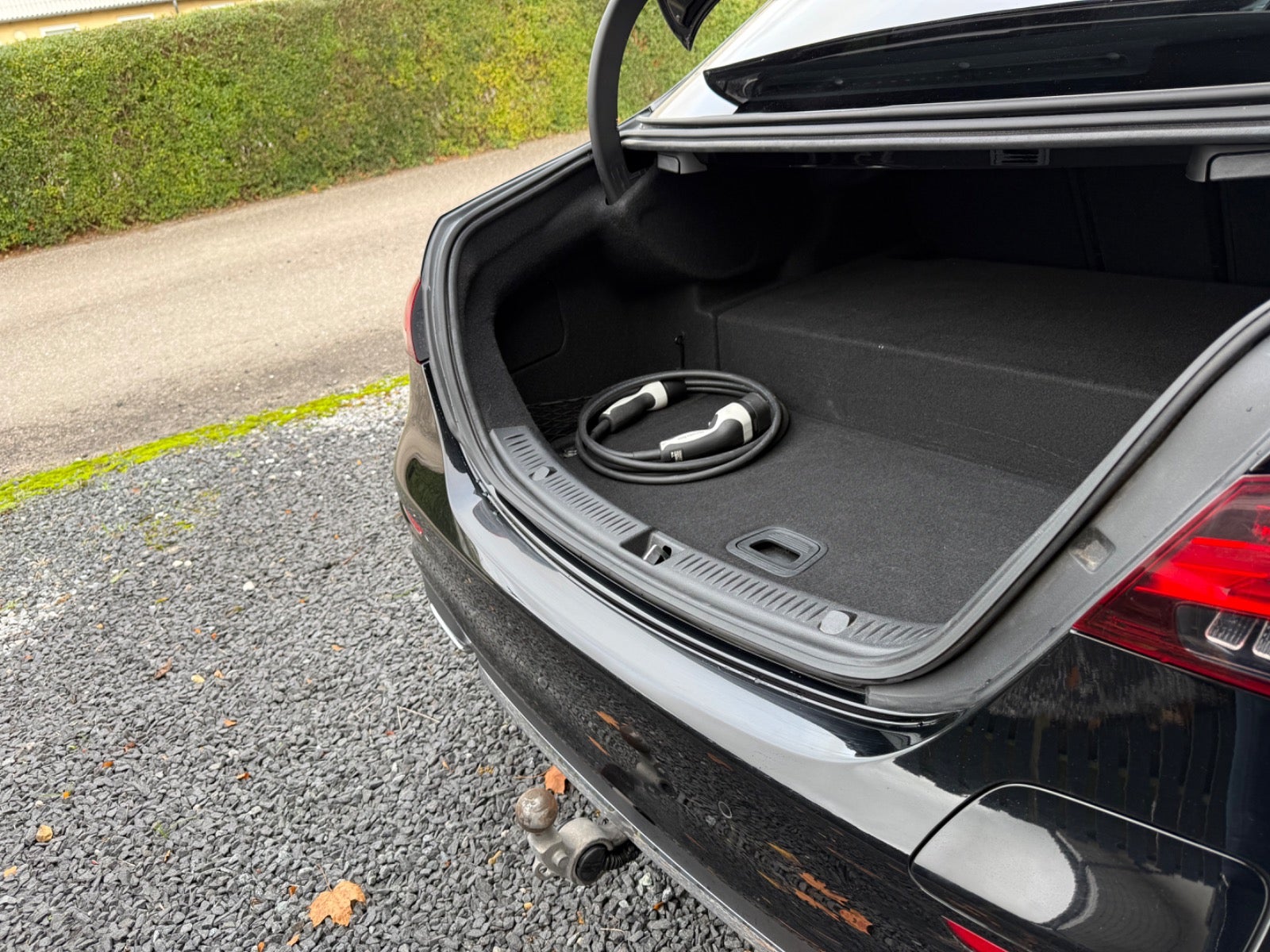 Mercedes E300 e AMG Line aut.