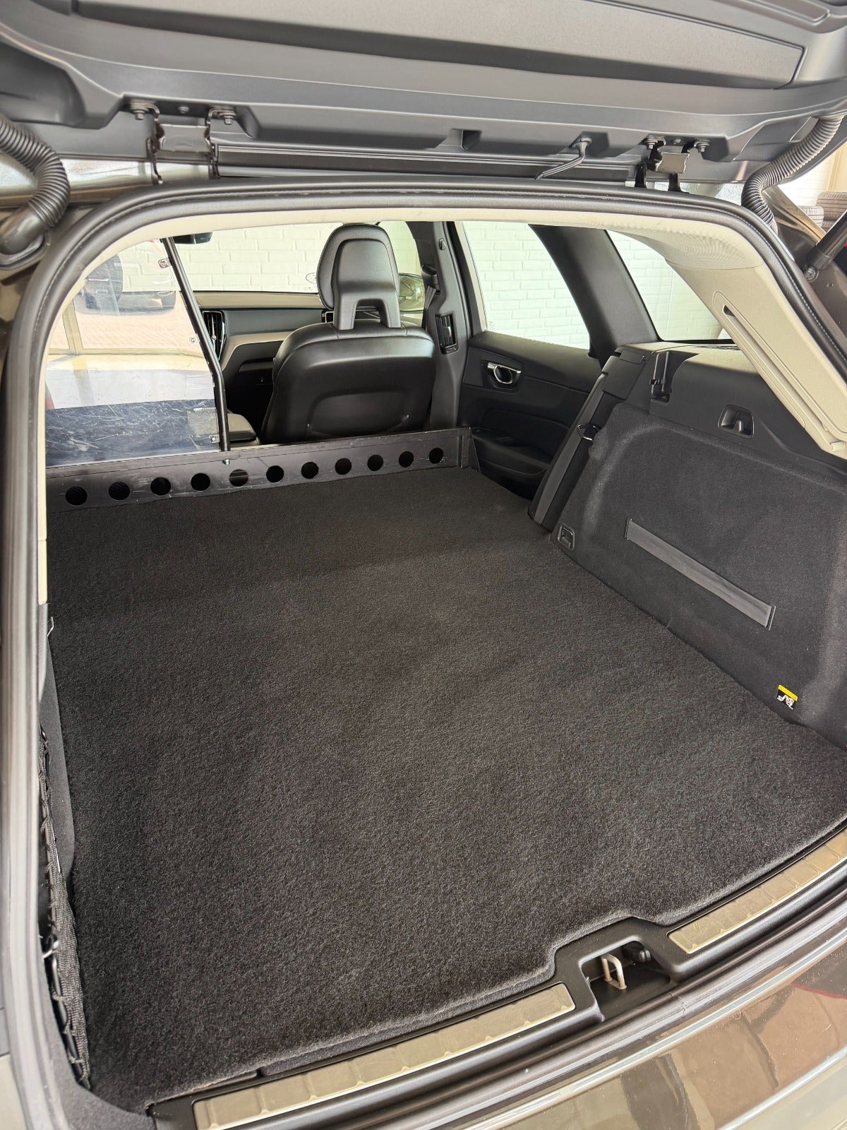 Billede af Volvo XC60 2,0 T5 250 Inscription aut. AWD Van