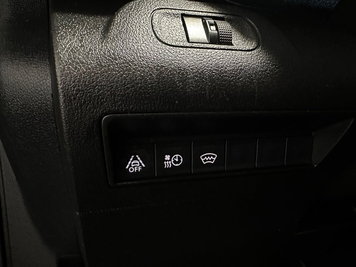 Peugeot Partner BlueHDi 130 L1V2 Plus EAT8 Van