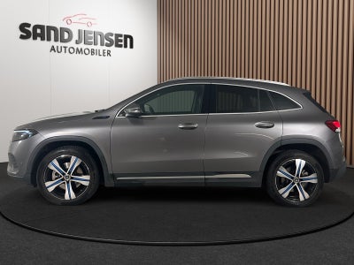 Mercedes EQA250 Electric Art