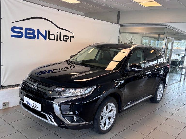 Mitsubishi Outlander PHEV Inform+ CVT 4WD