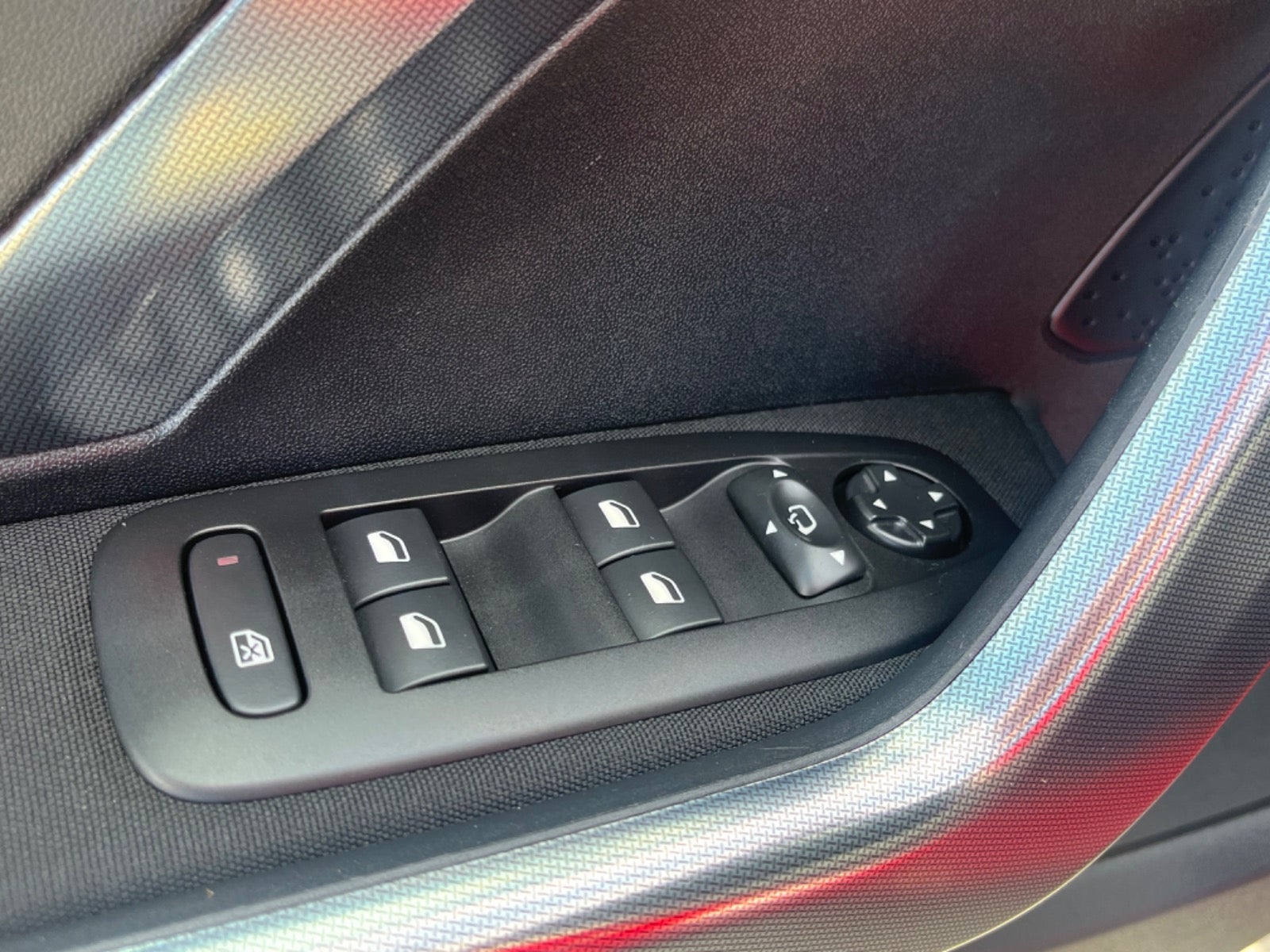Billede af Peugeot 2008 1,2 PureTech 130 Allure Sky