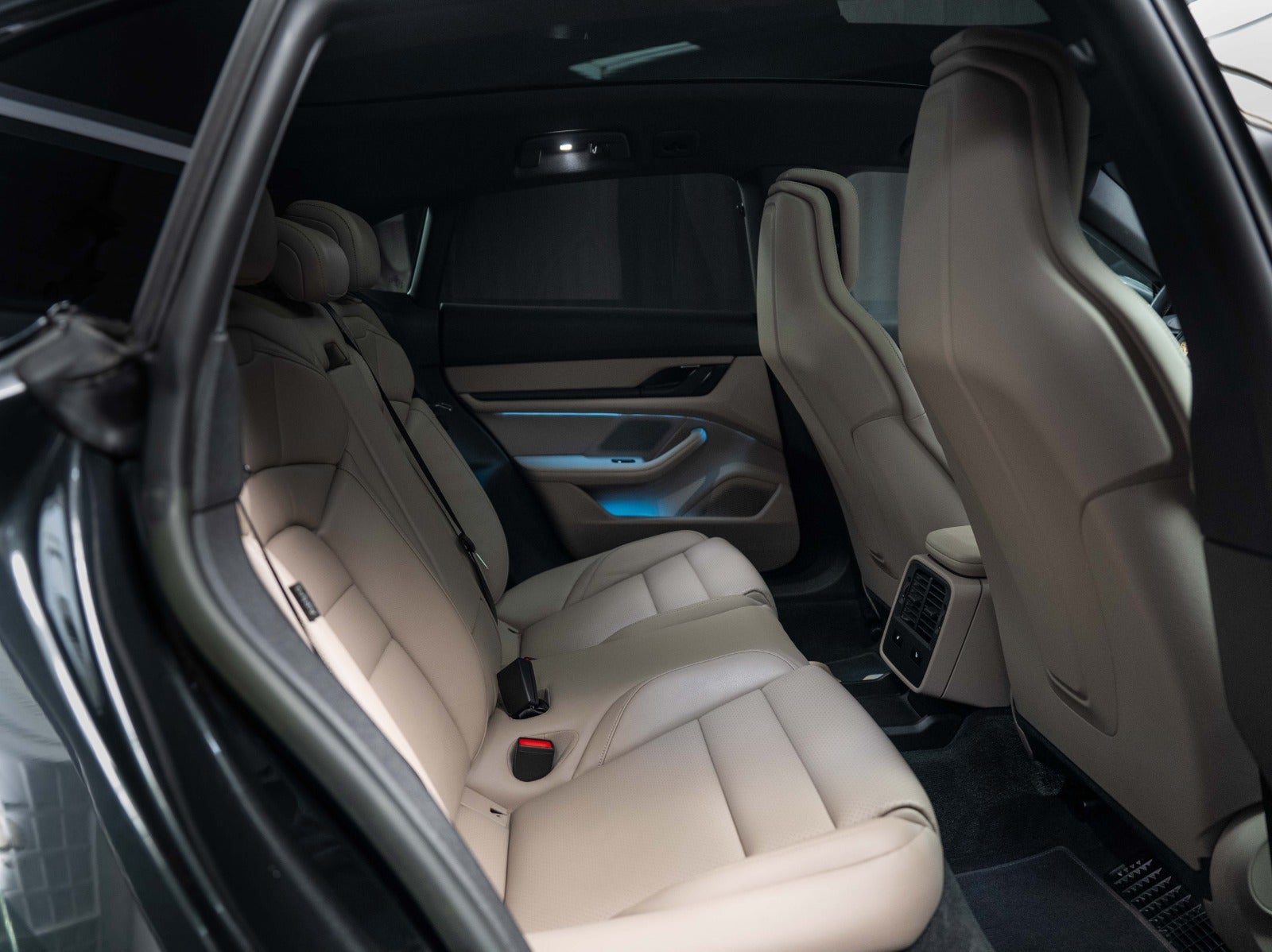 Gallery image 17 of 17