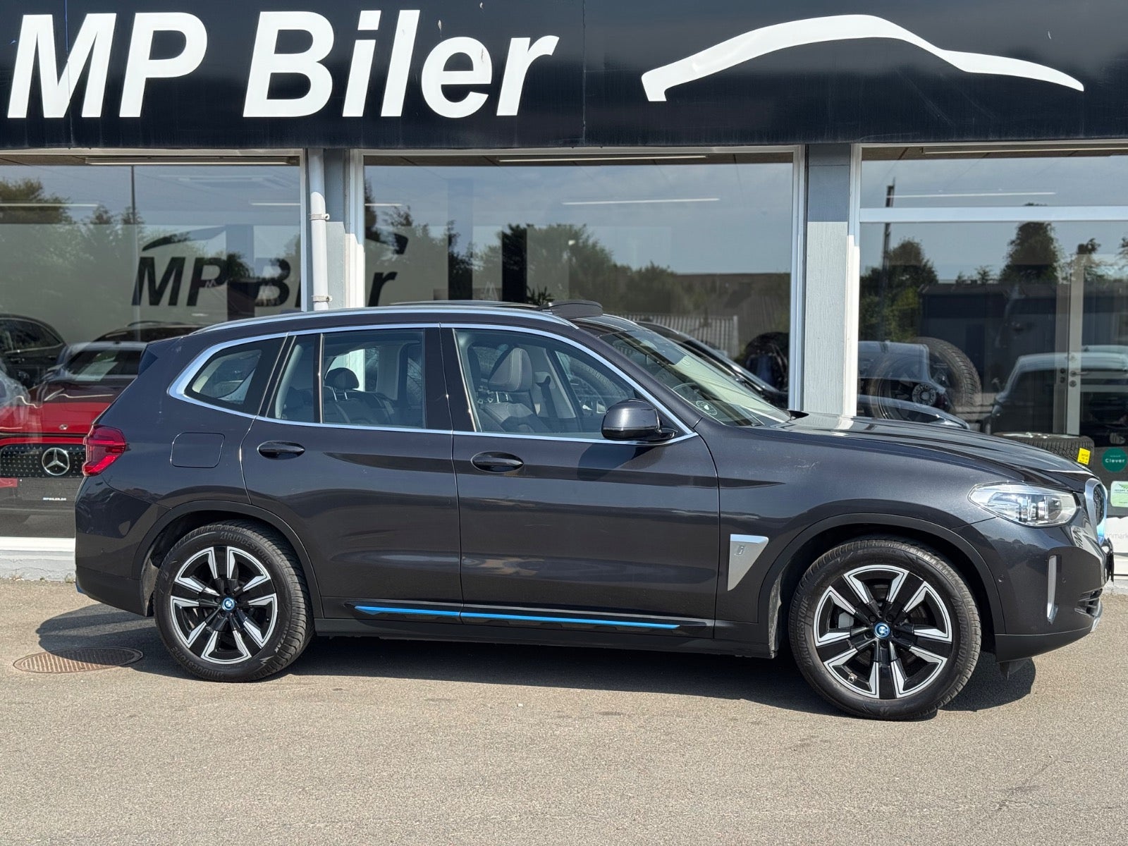 Billede af BMW iX3  Charged