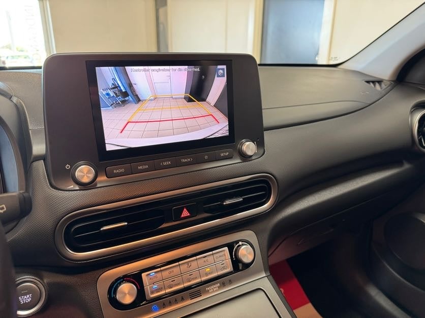 Hyundai Kona EV Select