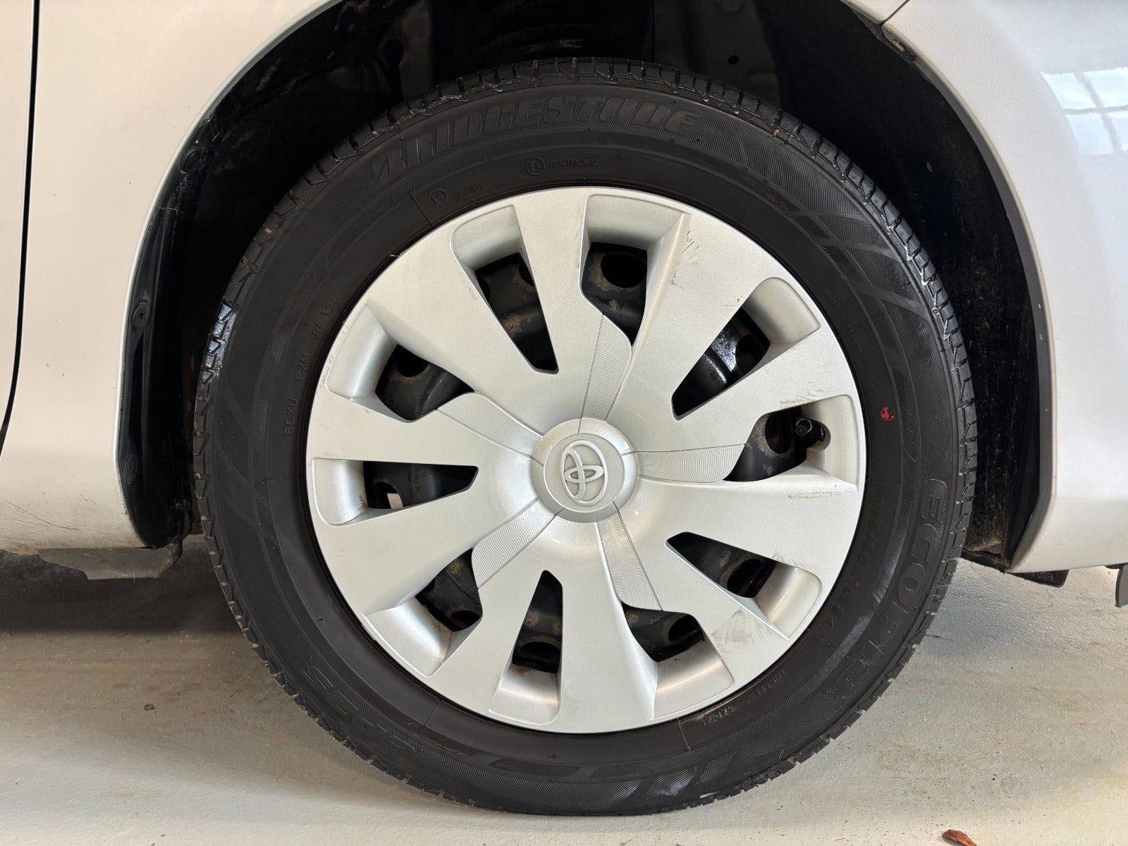 Toyota Yaris Hybrid H2 e-CVT