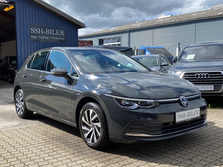 VW Golf VIII eHybrid DSG