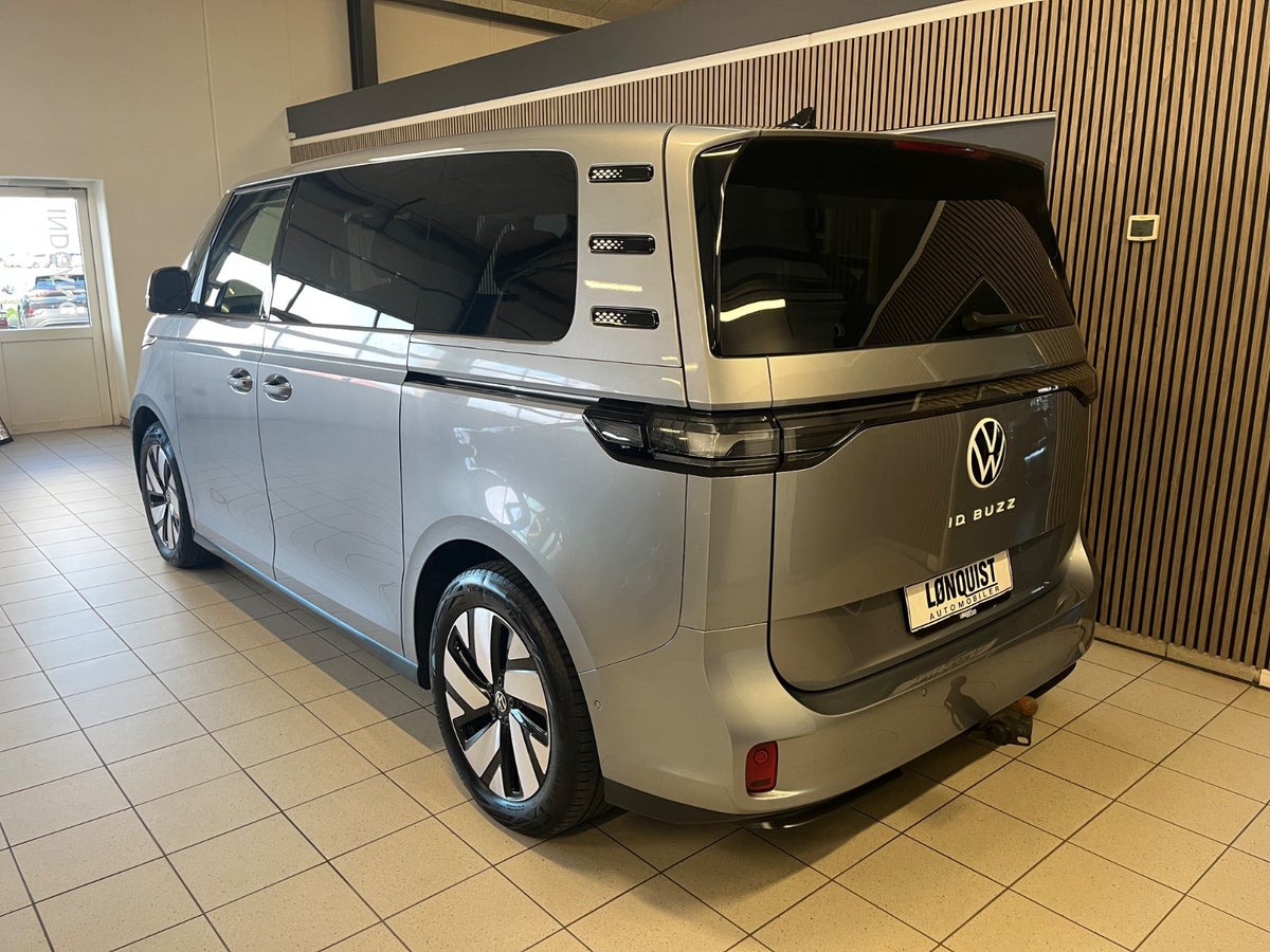 VW ID. Buzz Life 75 Years Edition SWB
