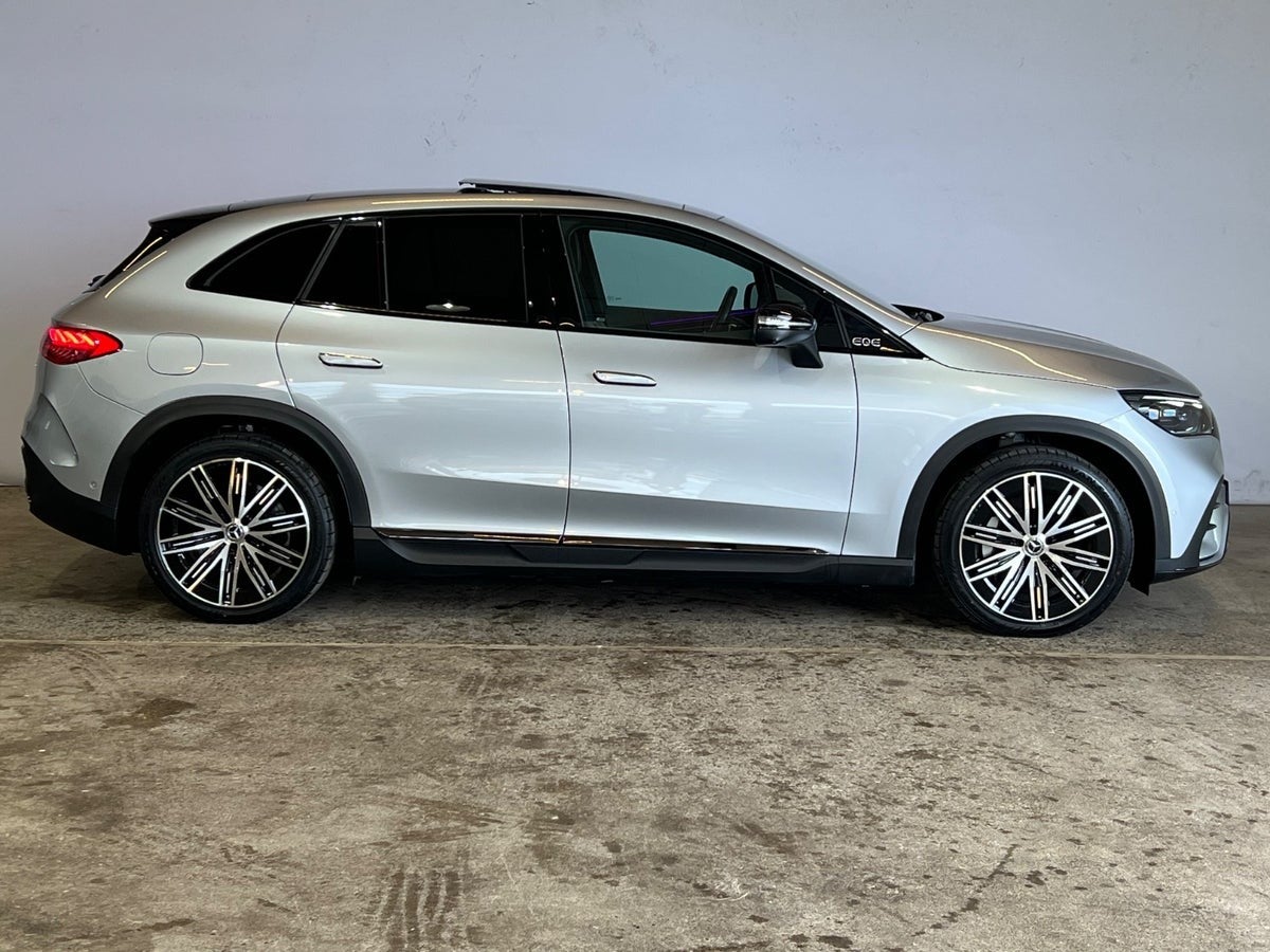 Mercedes EQE500 SUV AMG Line 4Matic