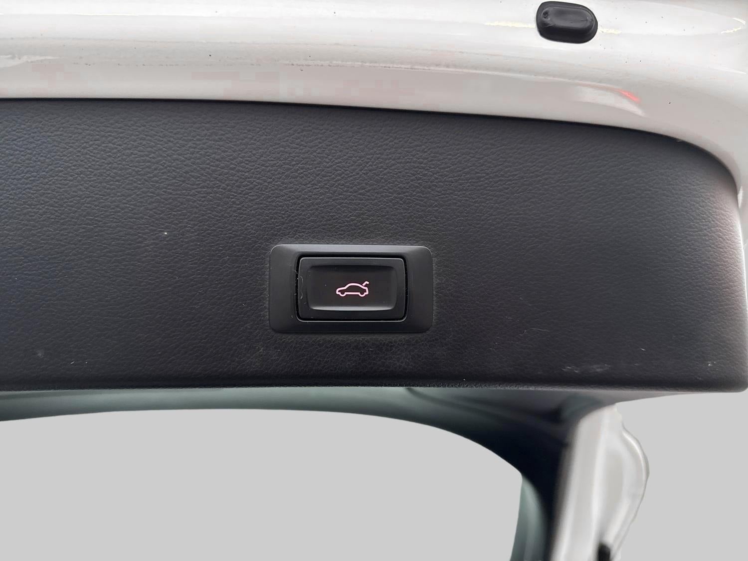 Billede af Audi A6 2,0 TDi 190 Ultra S-line Avant S-tr.