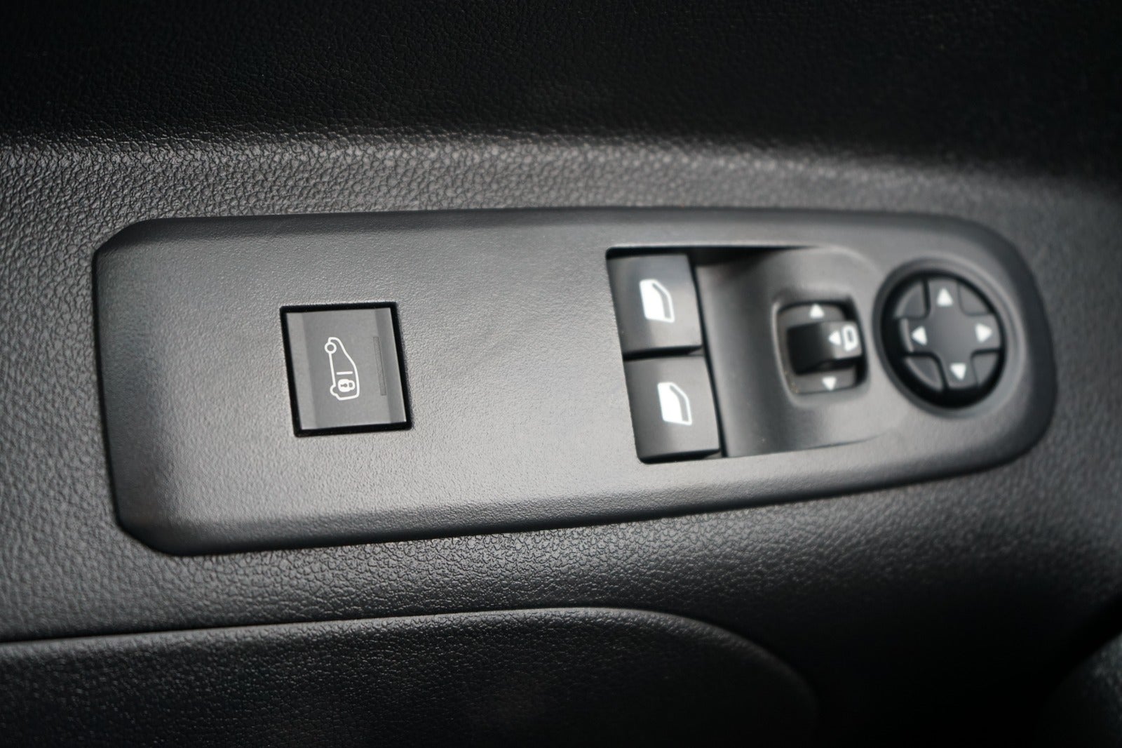 Billede af Peugeot Partner 1,5 BlueHDi 100 L1V1 Plus Van